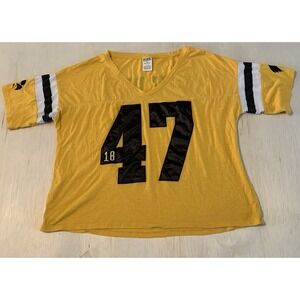 Victoria's Secret Think Pink Univ Of Iowa‎ Hawkeyes 1847 Women's S/S Shirt LARGE